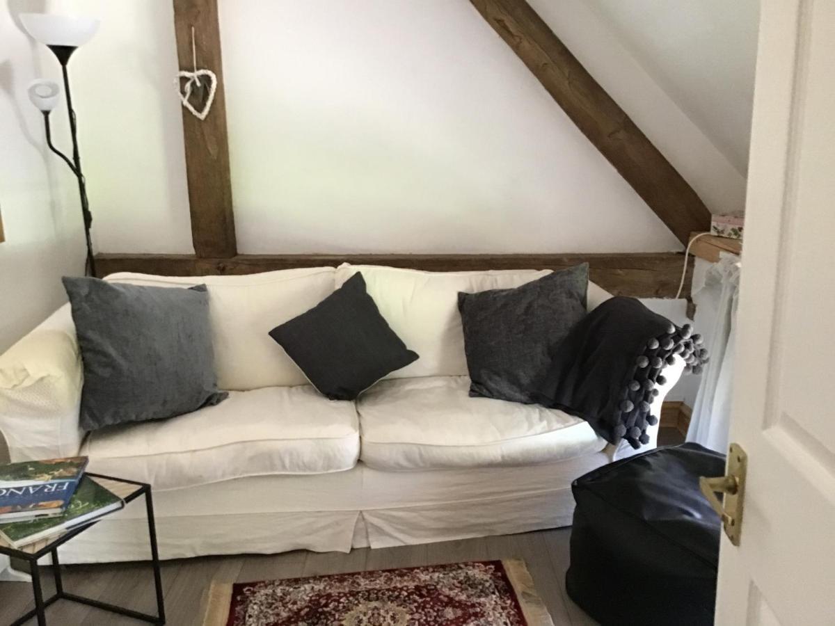 La Ville - Les Petits Champs Bed & Breakfast Buais-les-Monts Exterior photo